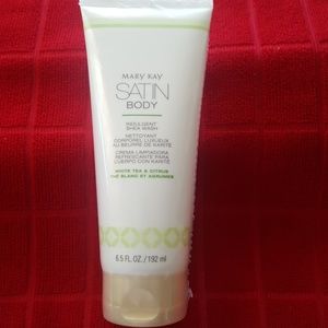 Mary Kay Satin Body Shea Wash